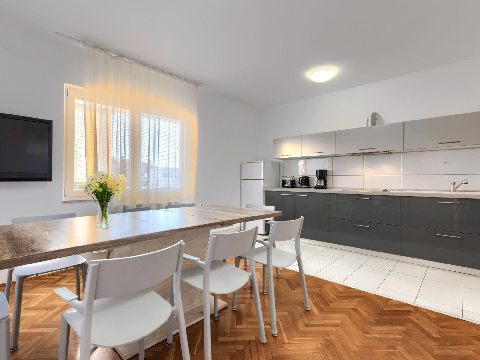 Apartment Nika-7 By Interhome อูมัค ภายนอก รูปภาพ