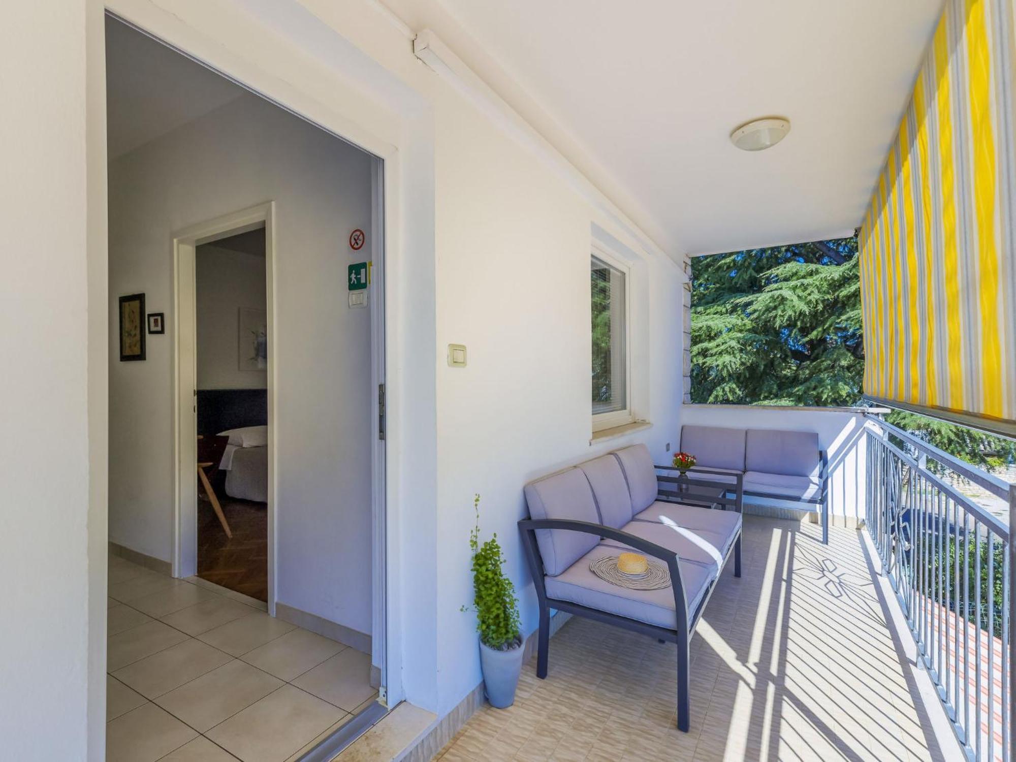 Apartment Nika-7 By Interhome อูมัค ภายนอก รูปภาพ